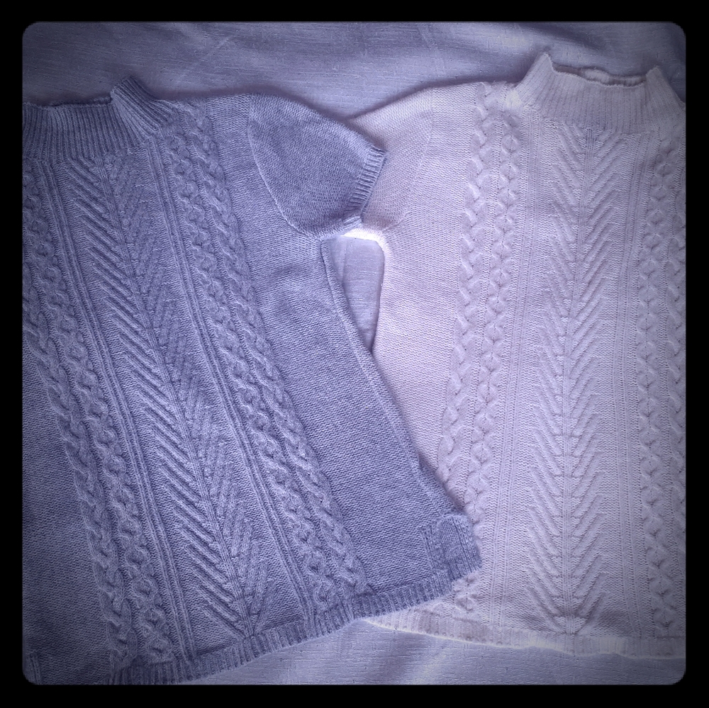 Crewneck Short Sleeve Cable Neck Sweater